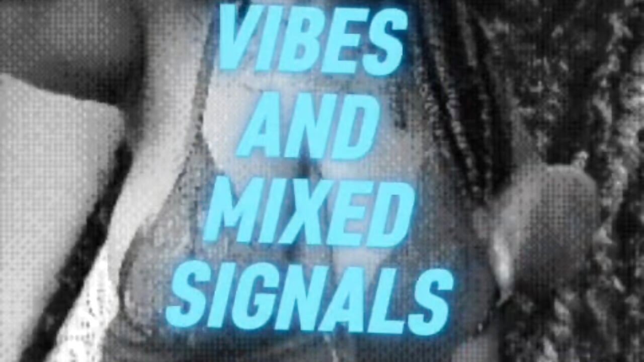 Markqunna's Special - video oleh model kamera markquanna