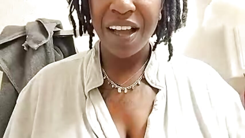 [12 Jan 14:27] Public Show - video oleh model kamera markquanna