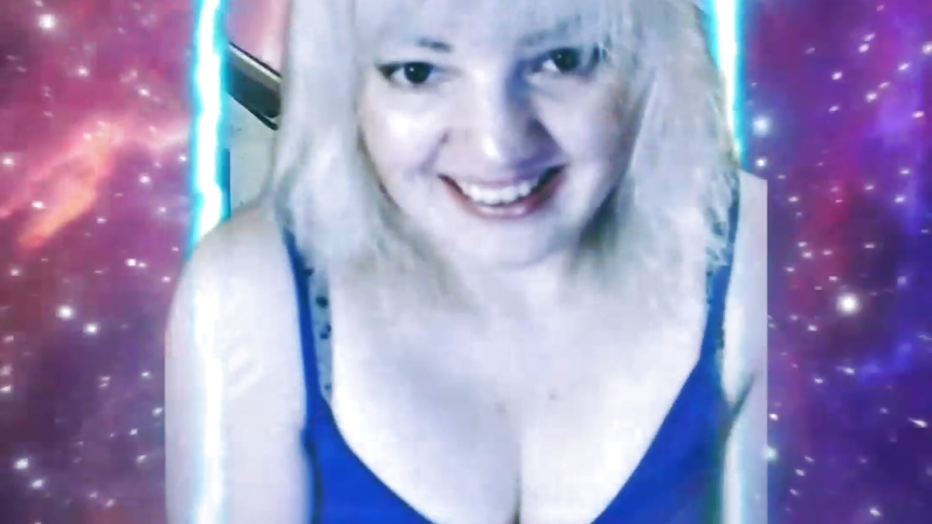 Cosmic blonde - video av stefanyharper16 cam-modell