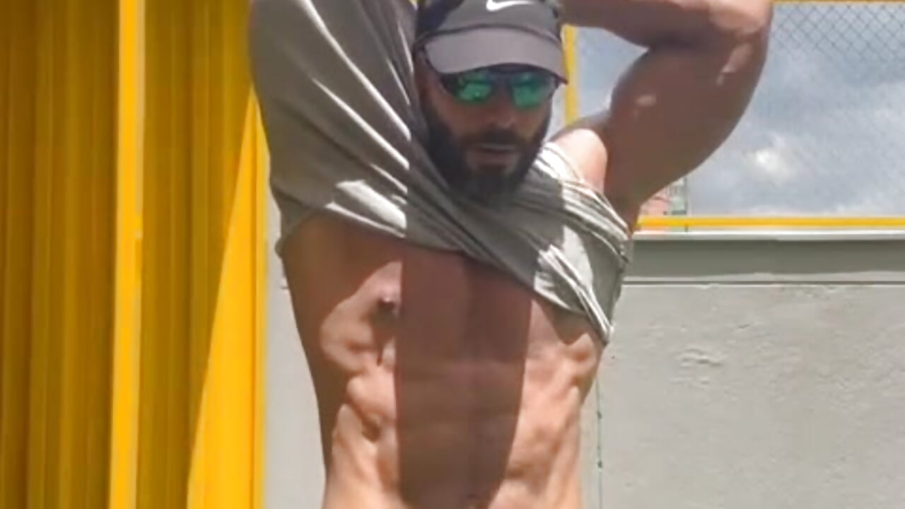 fd65a49c-ec5d-4e80-800c-a9de2969df7e - video di romeolovedark modella di cam