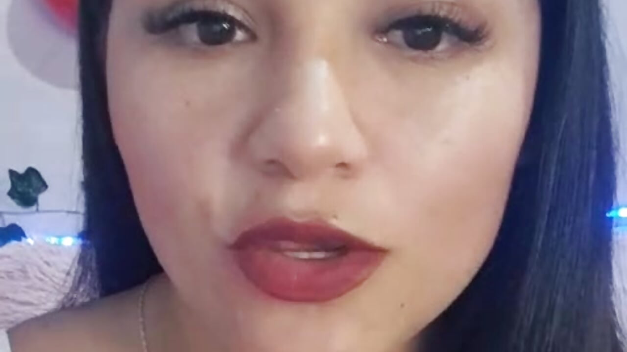 welcome darling follow me please - video by Laurys_sweethot cam model