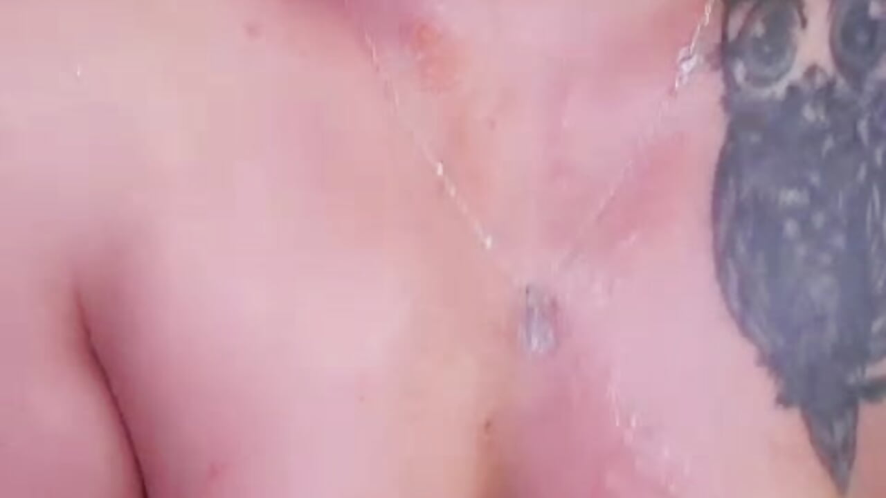 my face and tits dirty for a good deep throat