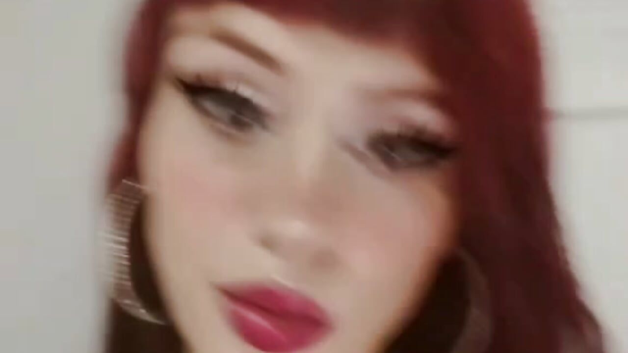 sexy girl - video by GiannaGoddes cam model