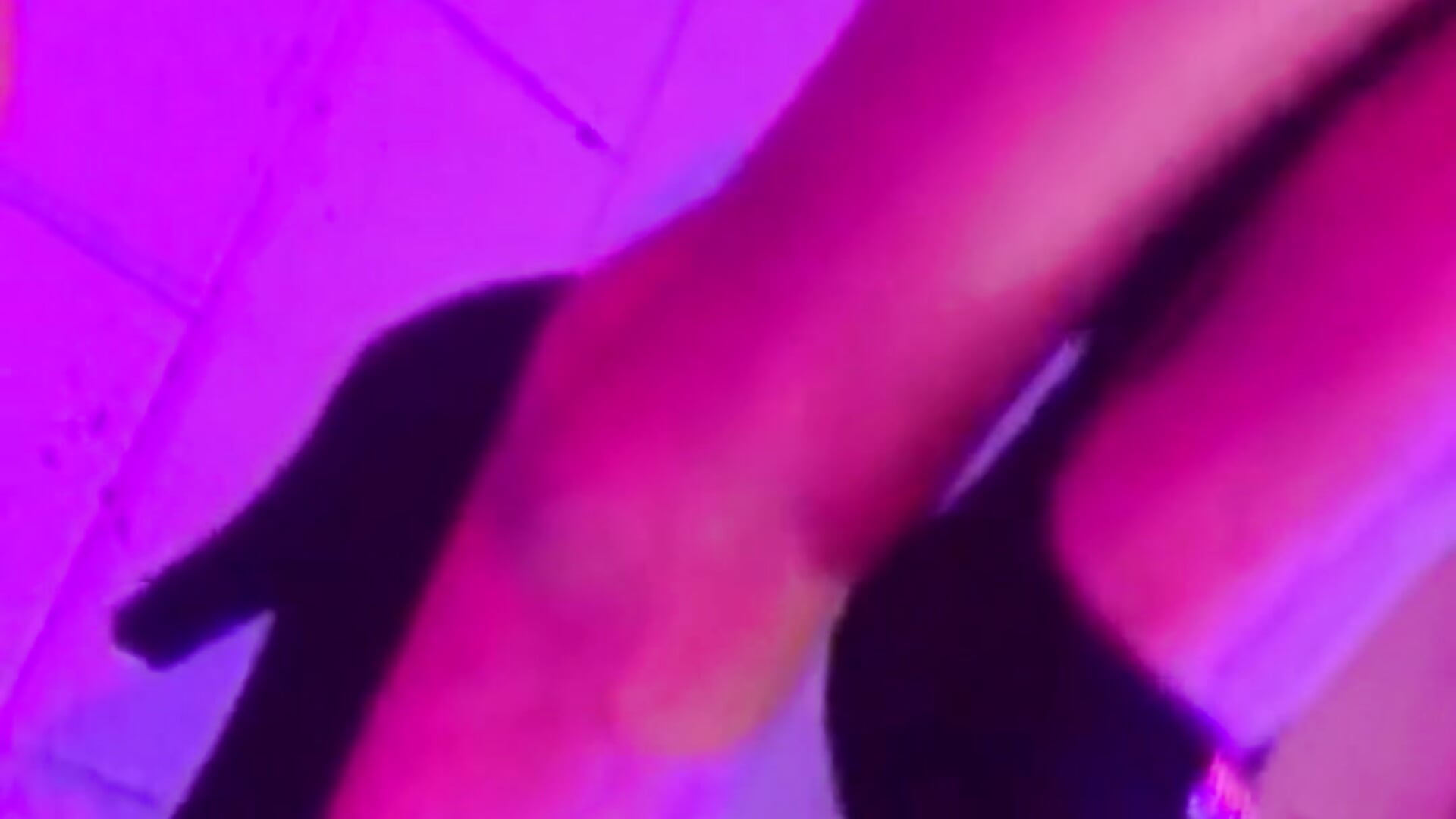 heels ♥ - video by GiannaGoddes cam model