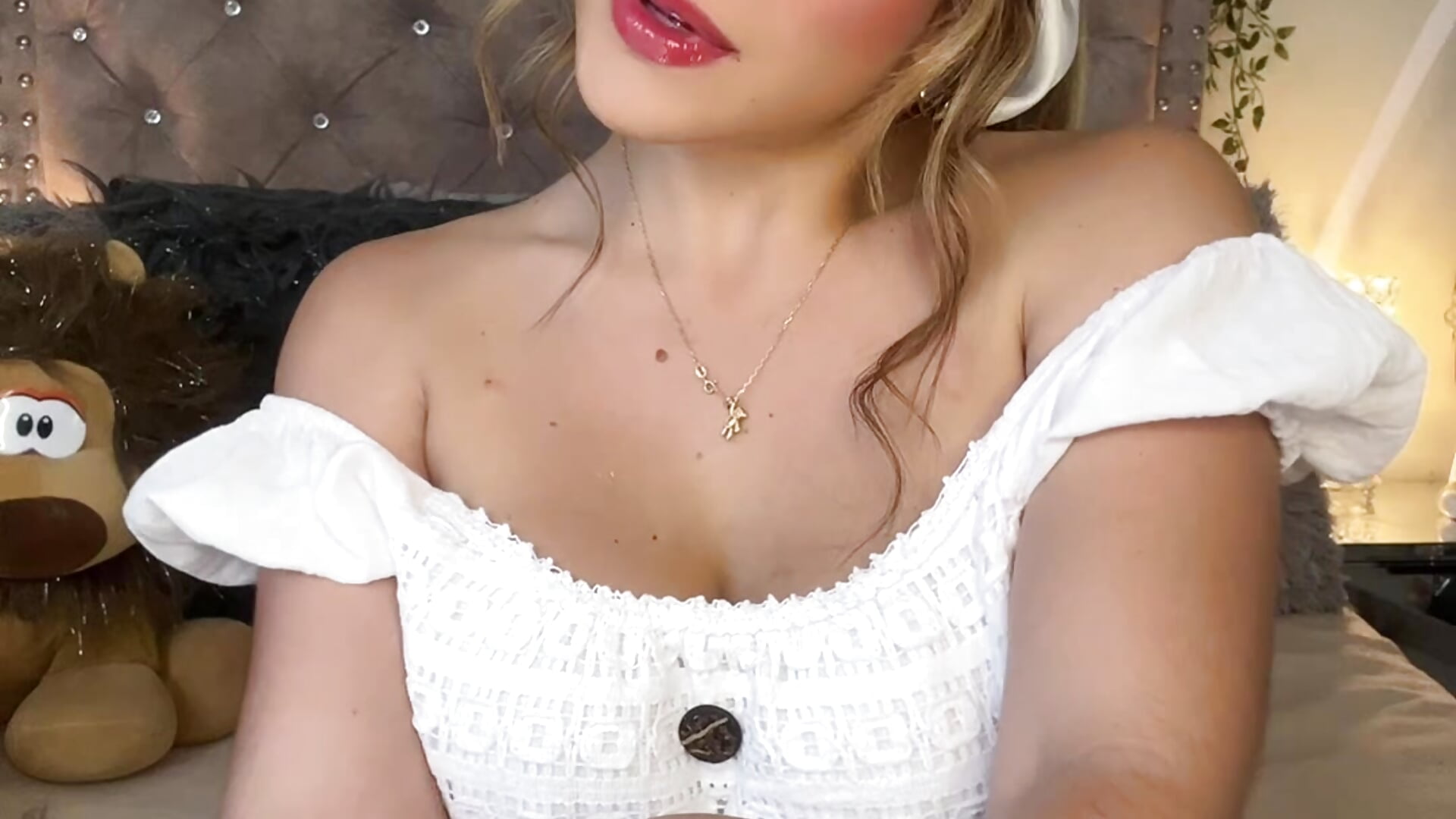 c45e39fdbe864564bd36f446a170d3d2 – video od webkamerové modelky Lissa_gray