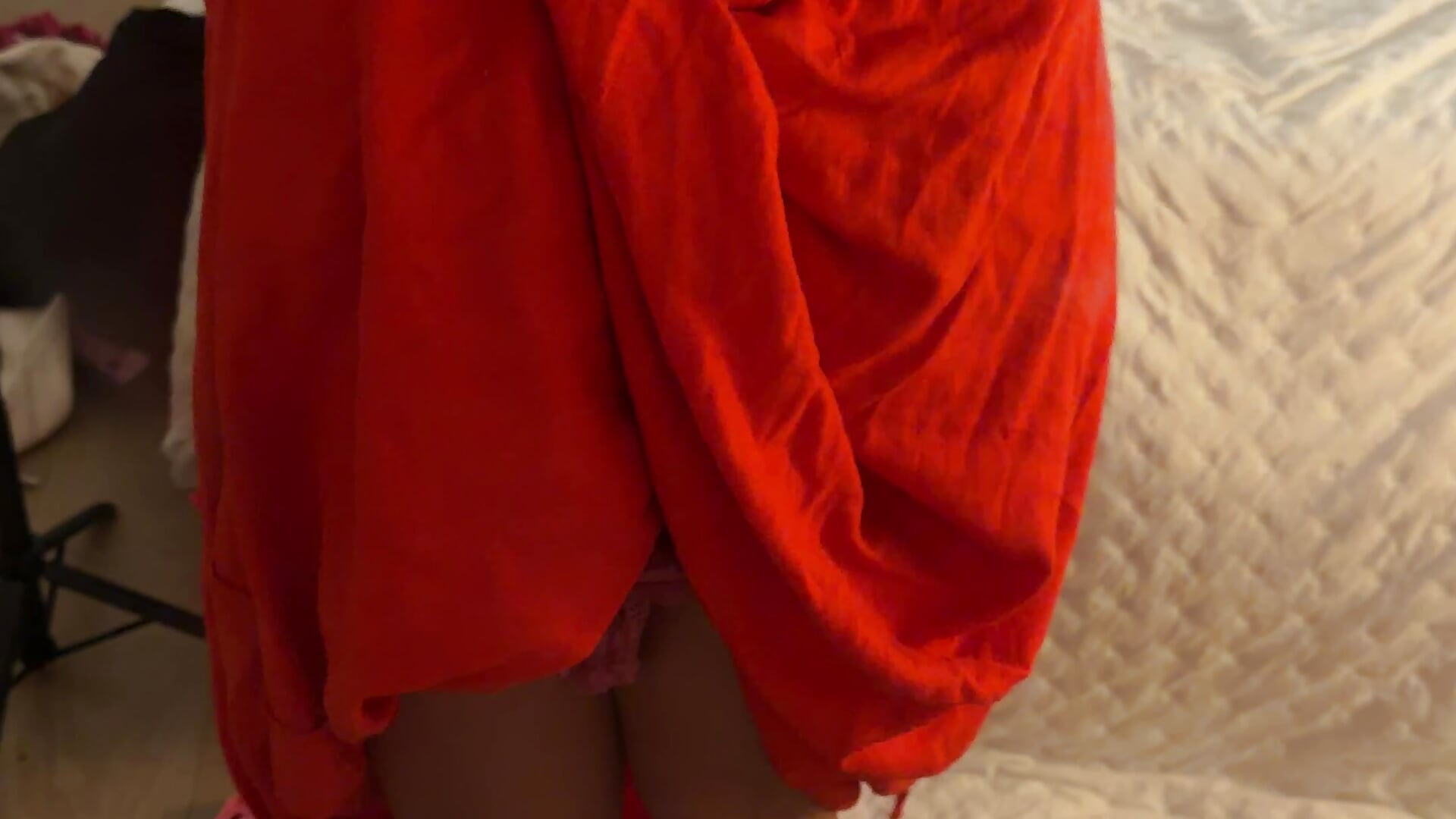 Home from our date and I send you this video hoping that you’ll come and fuck me