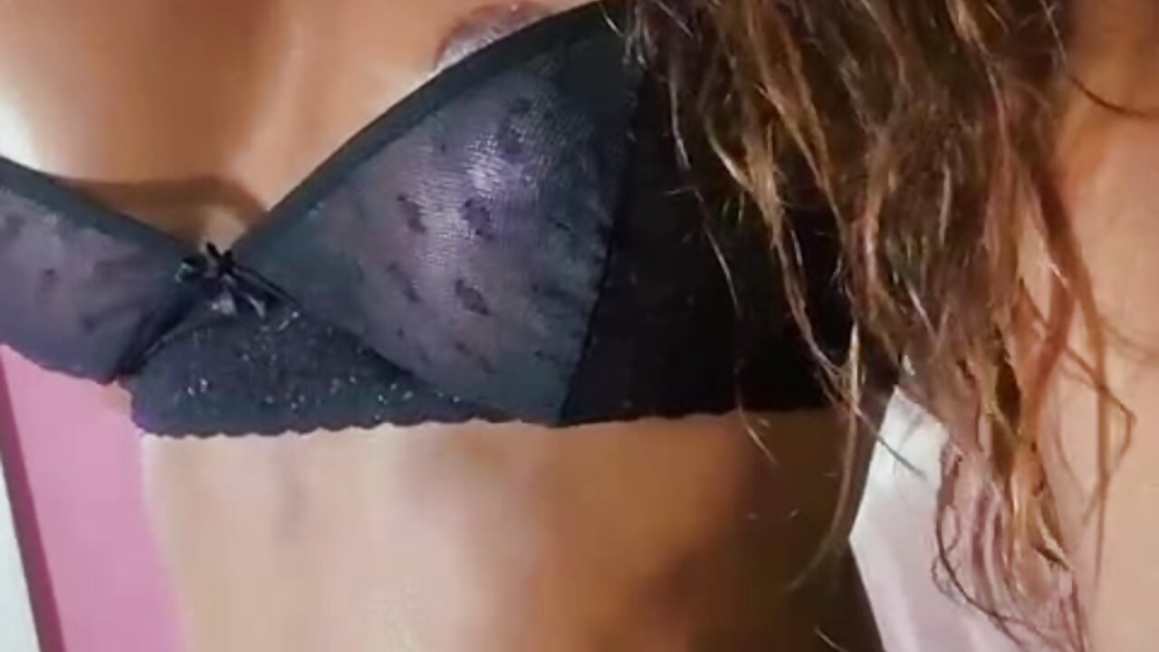 How I wish to have a huge cock between my tits ❤ - video by hornyhousekeeper_ cam model