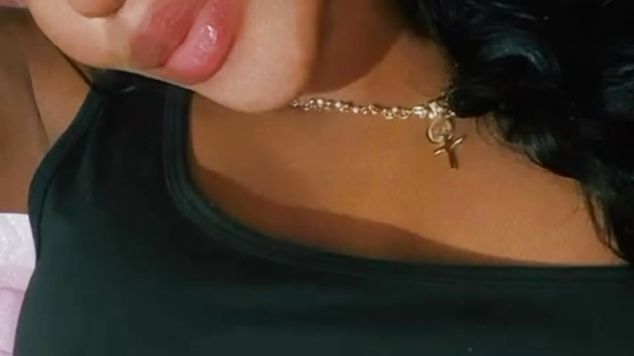 I would love to have your company in bed 💋🍒🔥 - video by hornyhousekeeper_ cam model