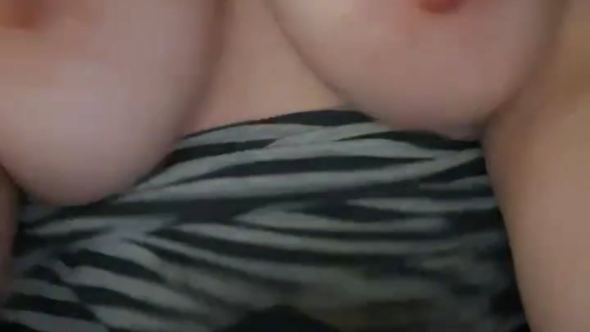 Bouncy bounce - video by ItsBunniBabe cam model