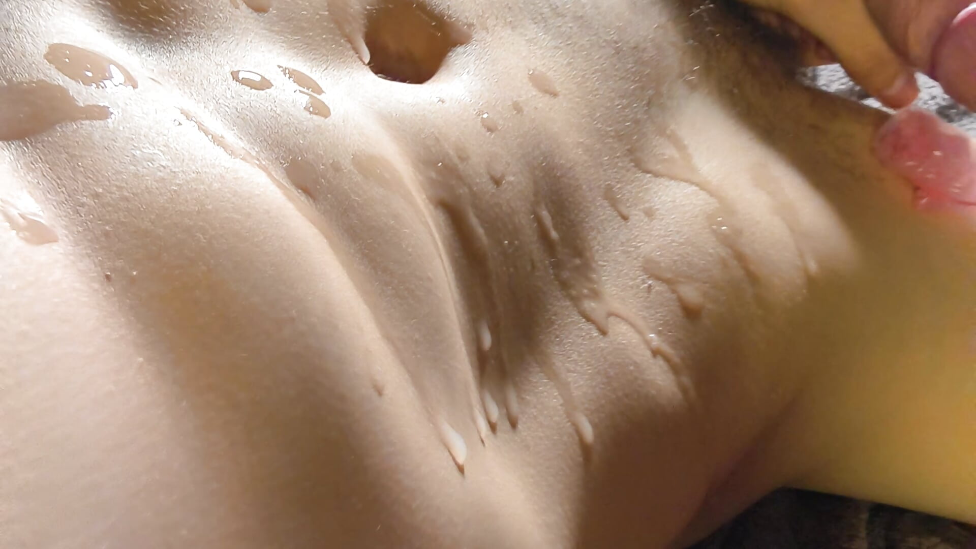 CUM ON MY STOMACH—YUMMY! - วิดีโอโดย mark_streemm โมเดลแคม