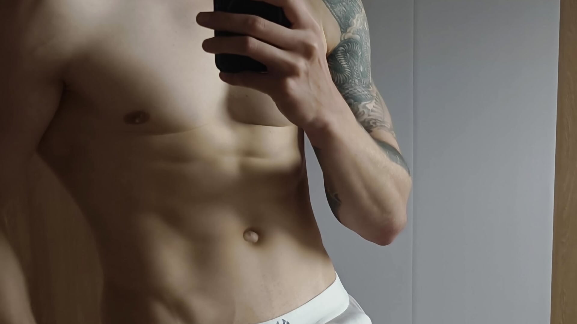Tomorrow’s stream. - video van mark_streemm cam-model