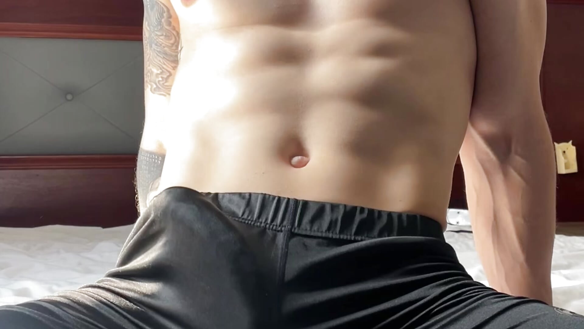 This 20cm bulge is waiting for you 😈🍌 - mark_streemm 캠 모델의 동영상