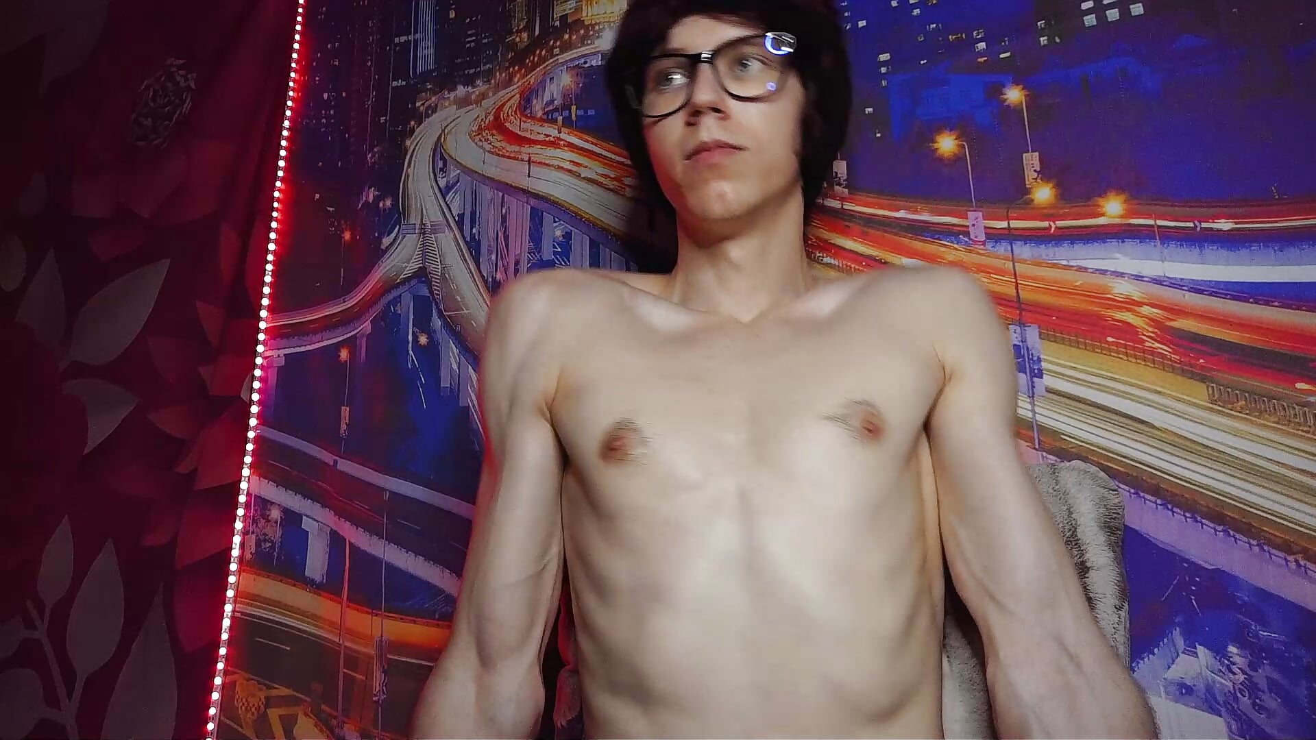 Life Is Life - فيديو من littledaddyflex موديل الكام