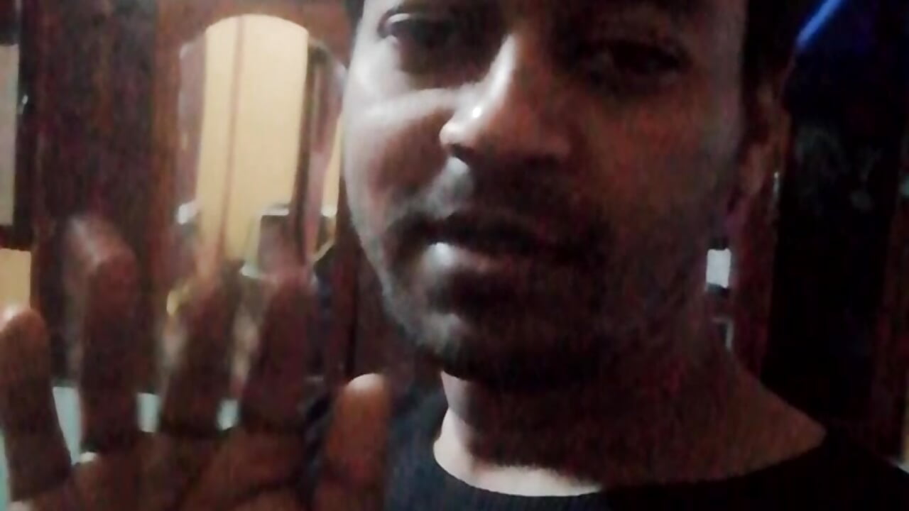 First video - video by peterhotline cam model