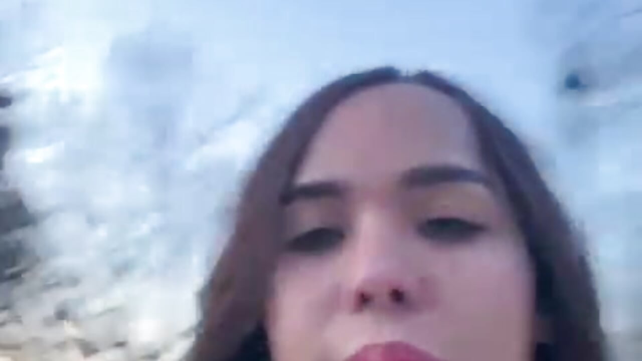 📍Eiffel Tower Paris, France 🇫🇷 2026 – video modela na kameri Divine___Eloeura