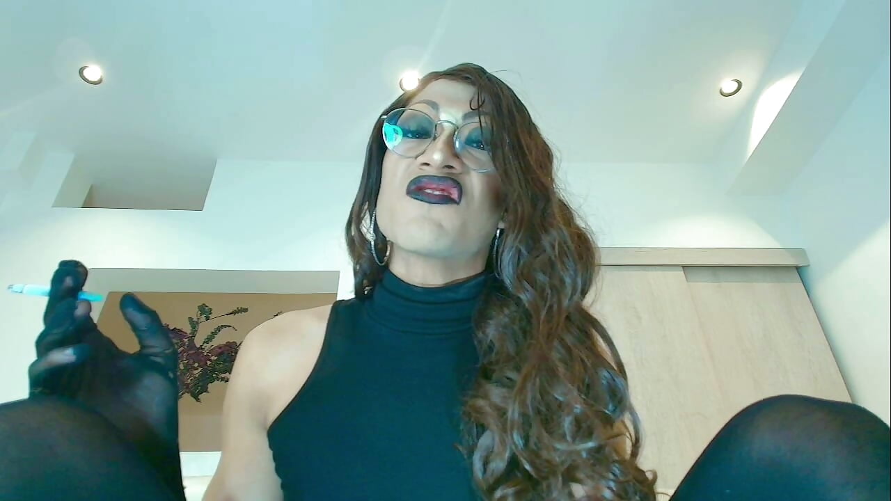 SPIT ON U MY PERSONAL BITCH!!! - video by Lia_Jones77 cam model