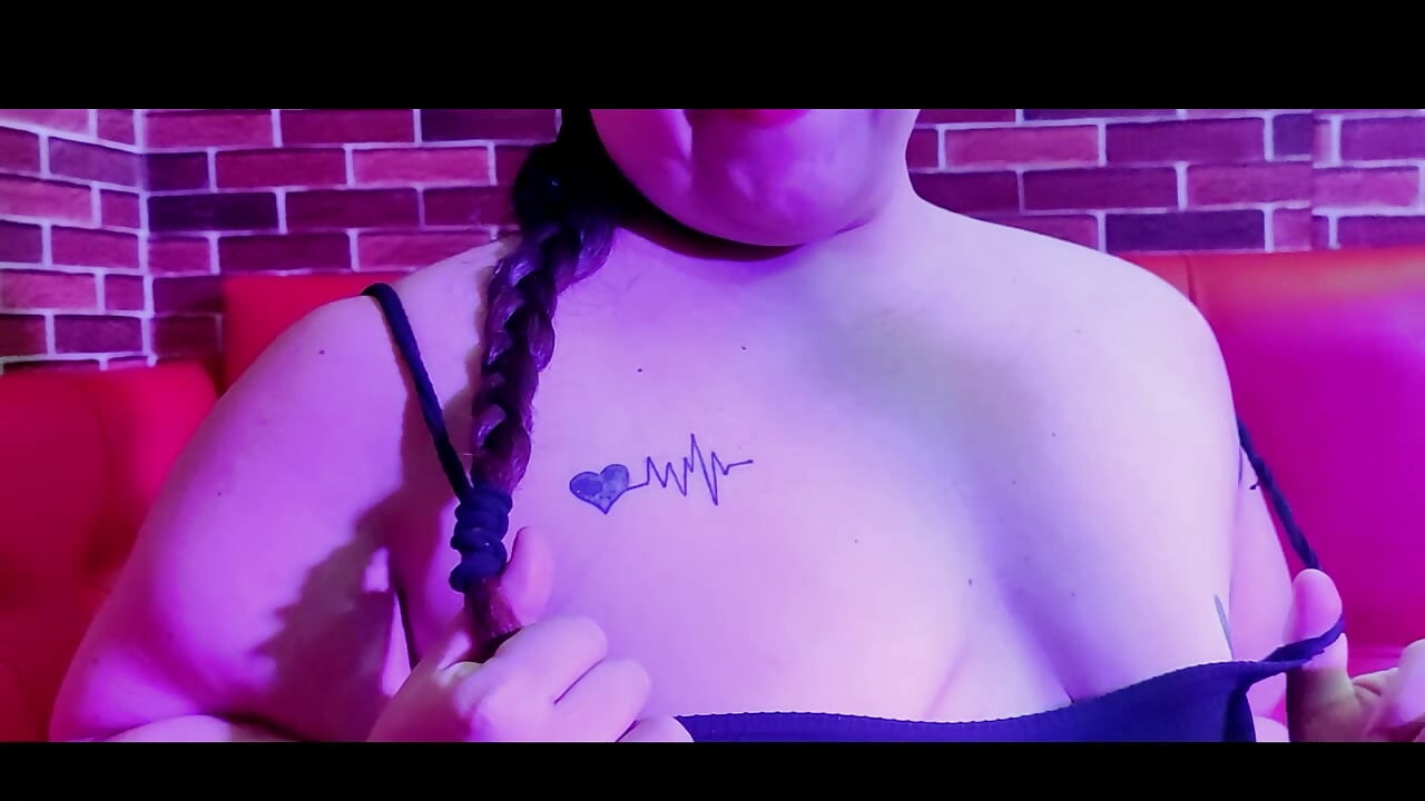 My tattoos 😍 – video modela na kameri BBWSARASS