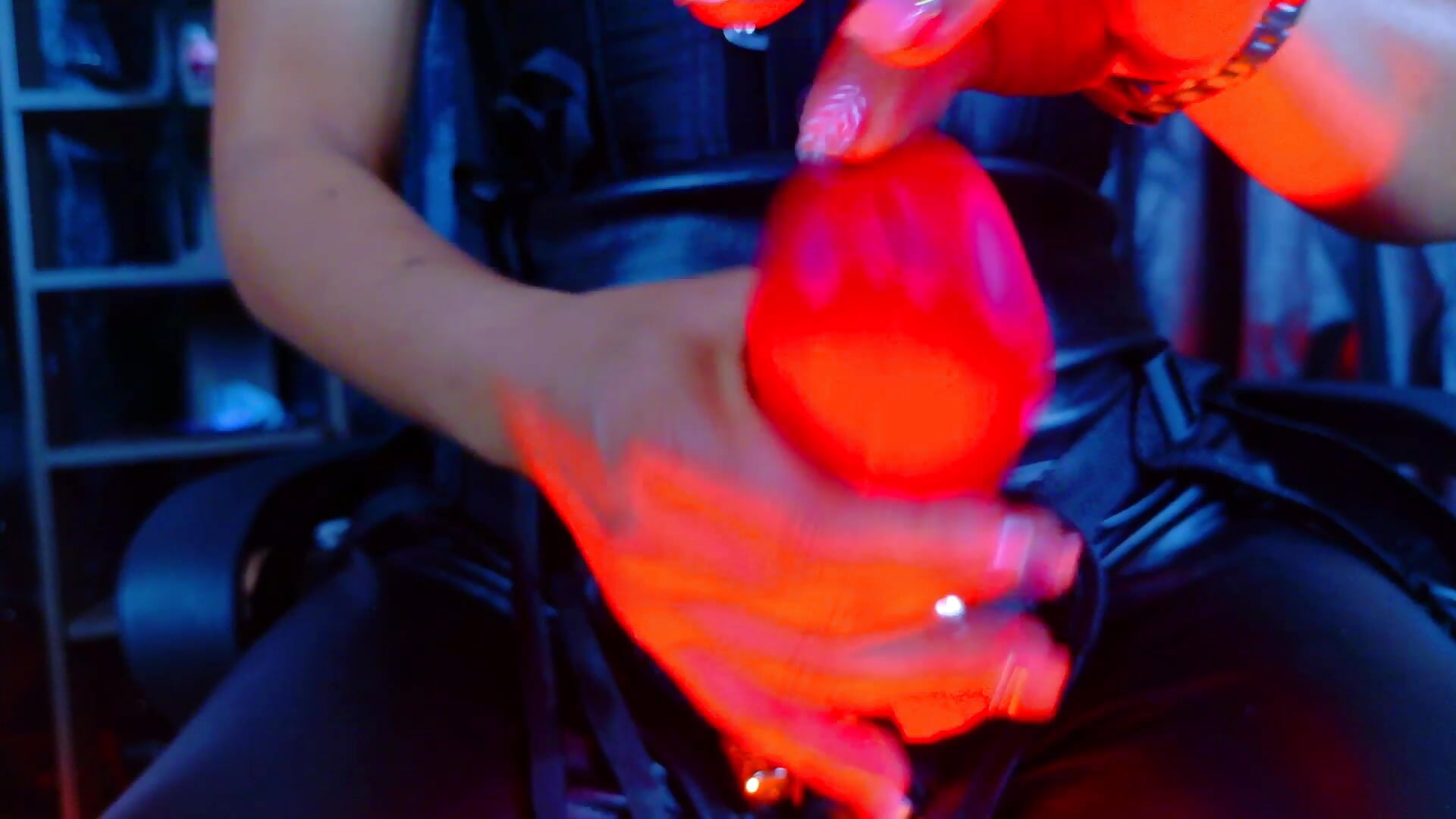 Open your mouth and swallow my cock MENU ON - FAN CLUB OPEN - Vídeo de MistressSlut1