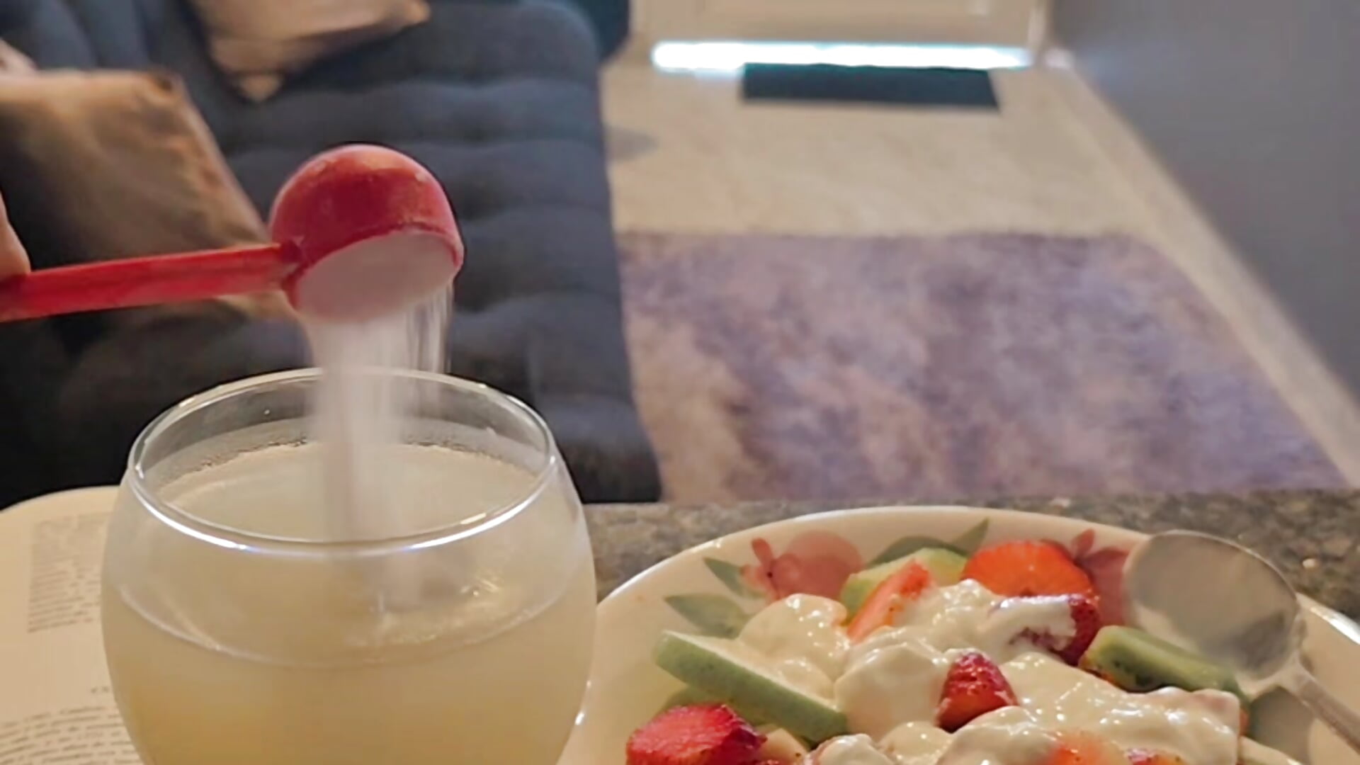 Happy Sunday. 💋 Pay your tax 🐷😈 - MistressSlut1 캠 모델의 동영상