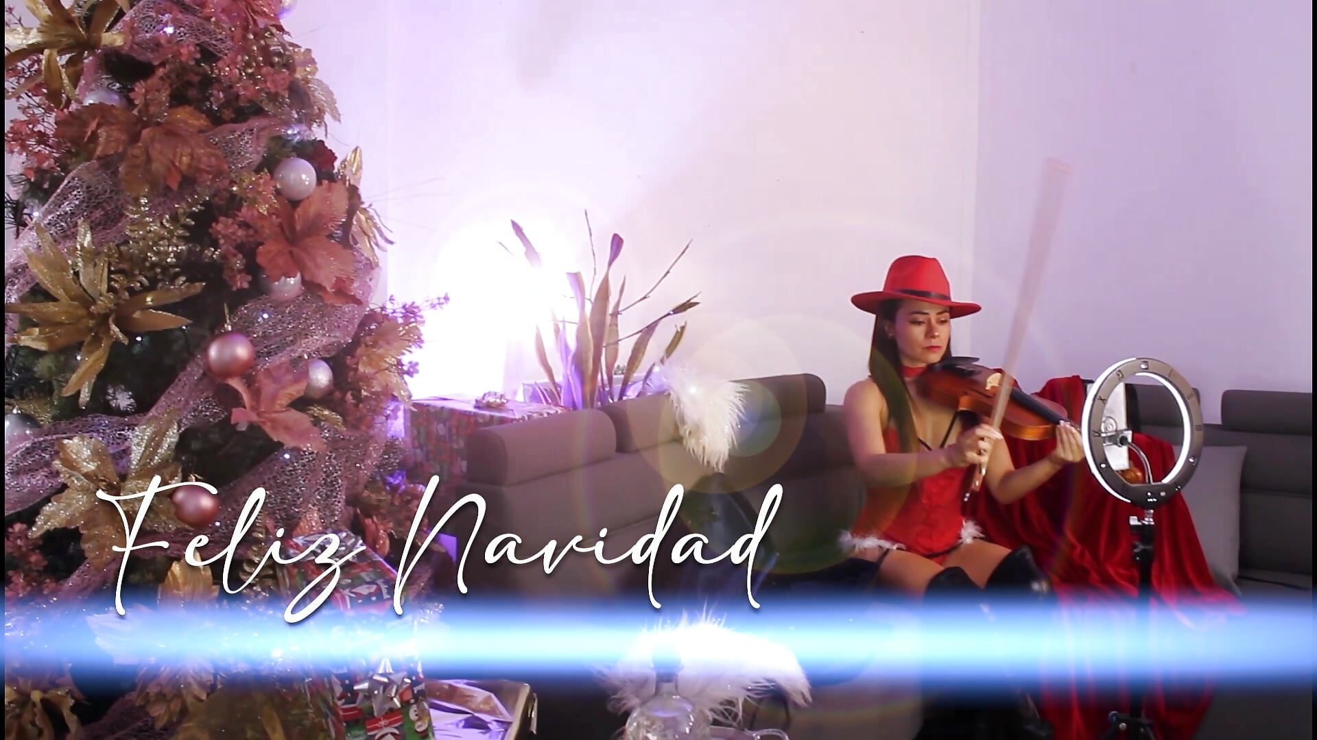 Merry Christmas Bastard Dogs   🤐   YOUR QUEEN WAITS FOR YOUR GIFT 👑🙌 SPECIAL SHOW TOMORROW 6AM - MistressSlut1 캠 모델의 동영상