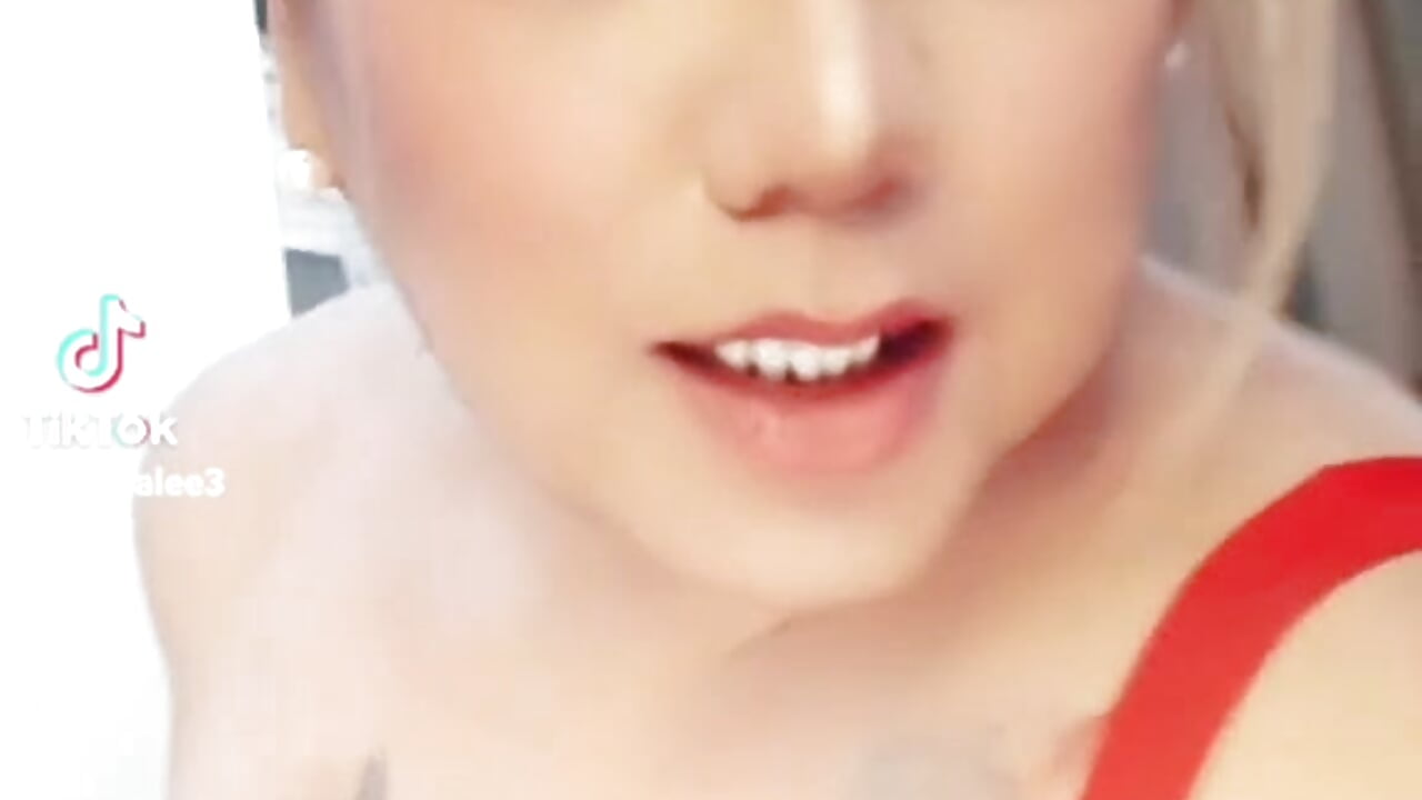 3871081b75a04291d6cdf256c4f863b0 - video by HornyBabydolll cam model