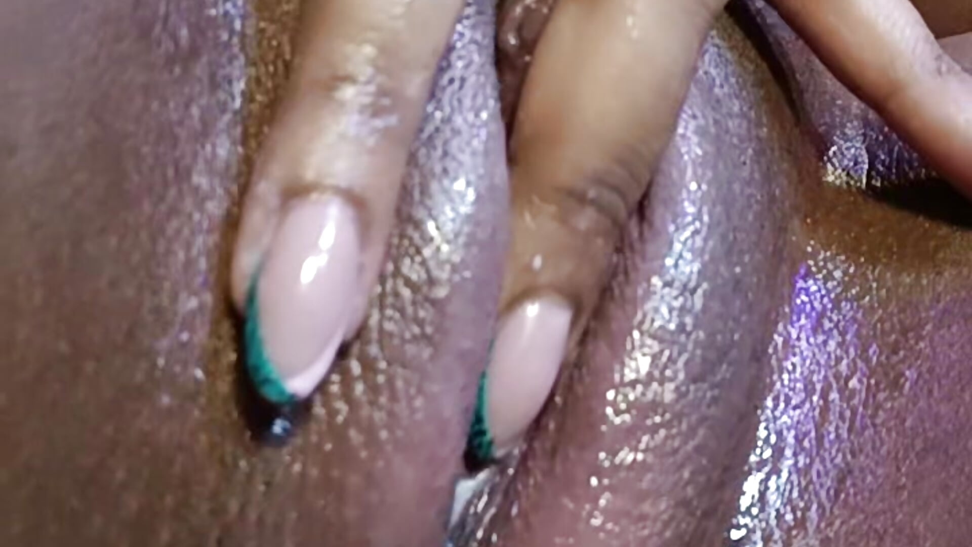 My pussy after a big orgasm with plug anal - video by Lauraleiii cam model