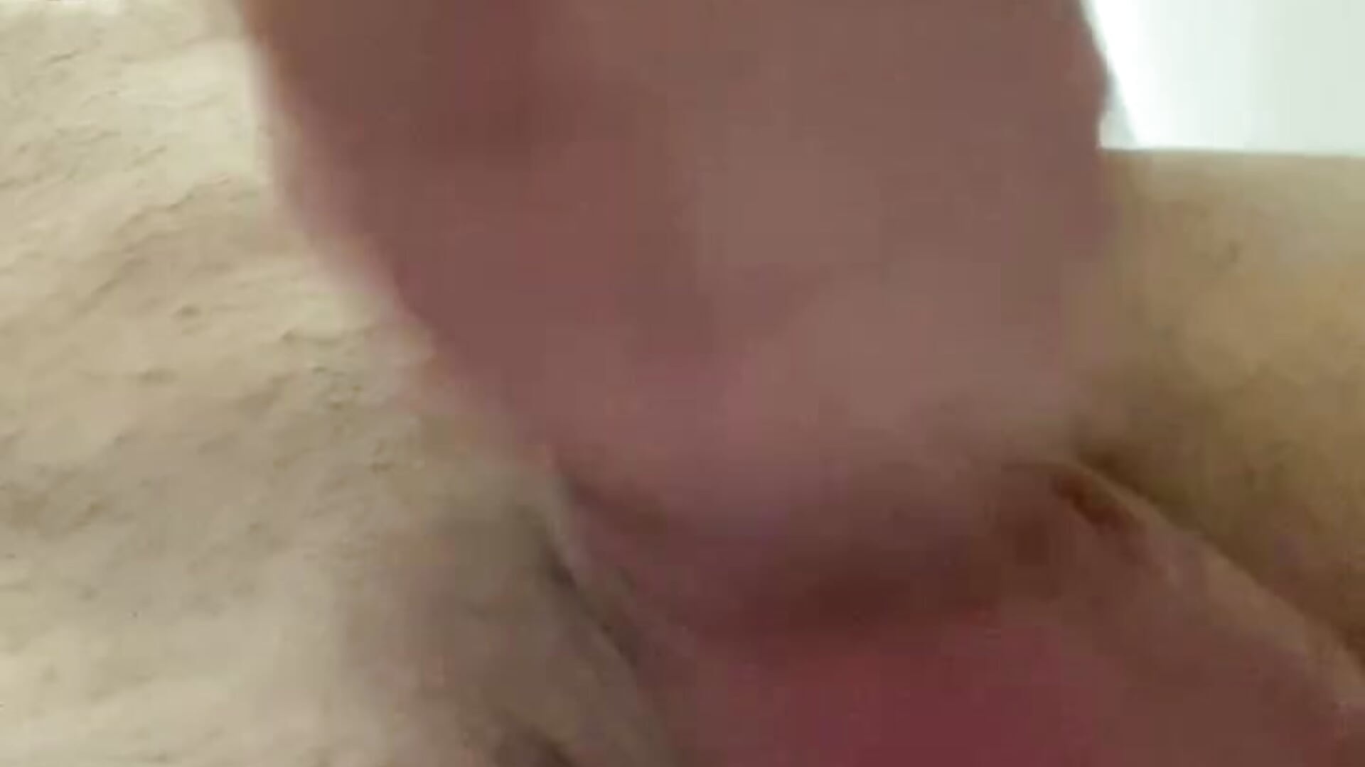 Masturbation with saliva on eggs－カメラキャストのDanielSexPirotの動画