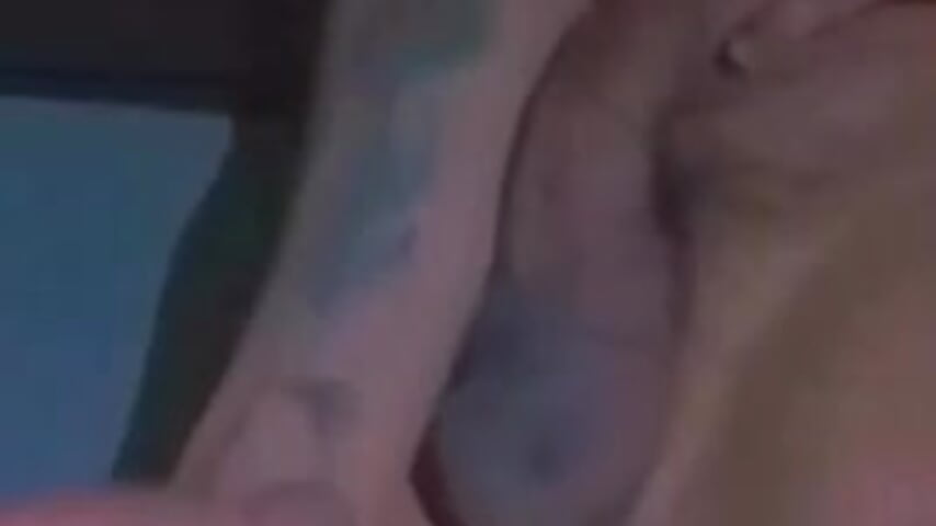 OMG WHAT FUCKING BIG DICk. - video by Morahot cam model