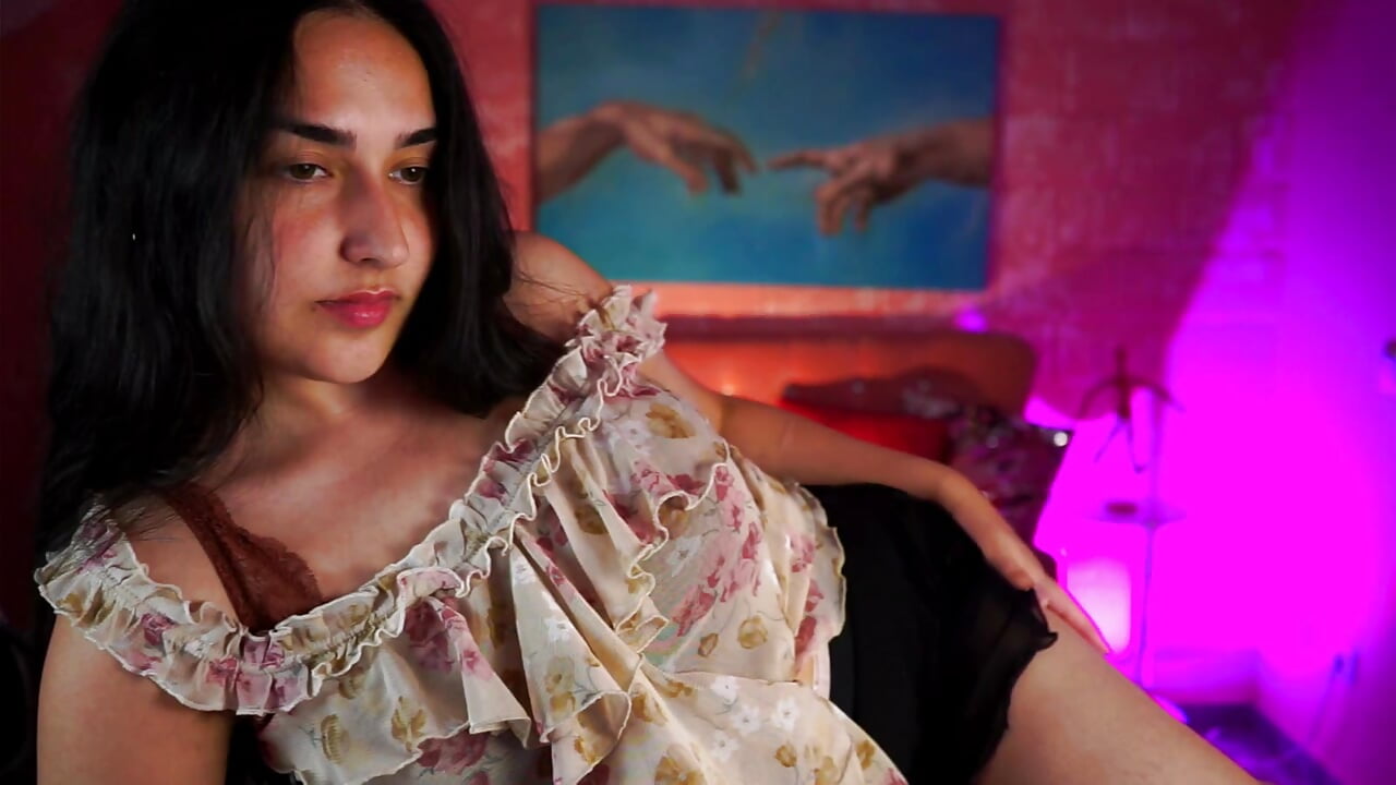Can i lie down? - video by CeceliaJohnson cam model