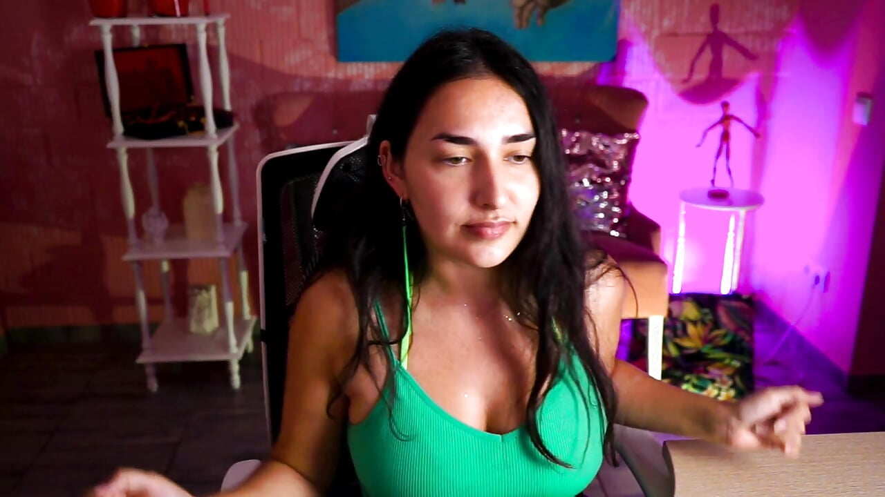 👇 – video af CeceliaJohnson cam-model