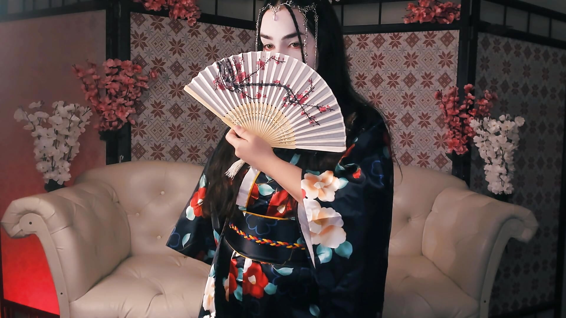 " Mysterious Geisha in sakura " - vídeo de CeceliaJohnson
