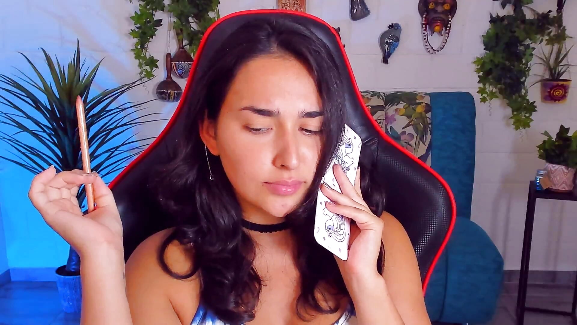 CRAZY BITCH PLEASE - vídeo de CeceliaJohnson