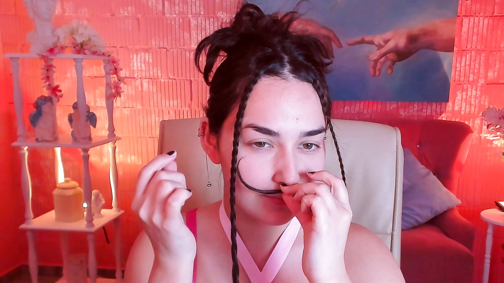 Salvador Dali? - video của người mẫu cam CeceliaJohnson