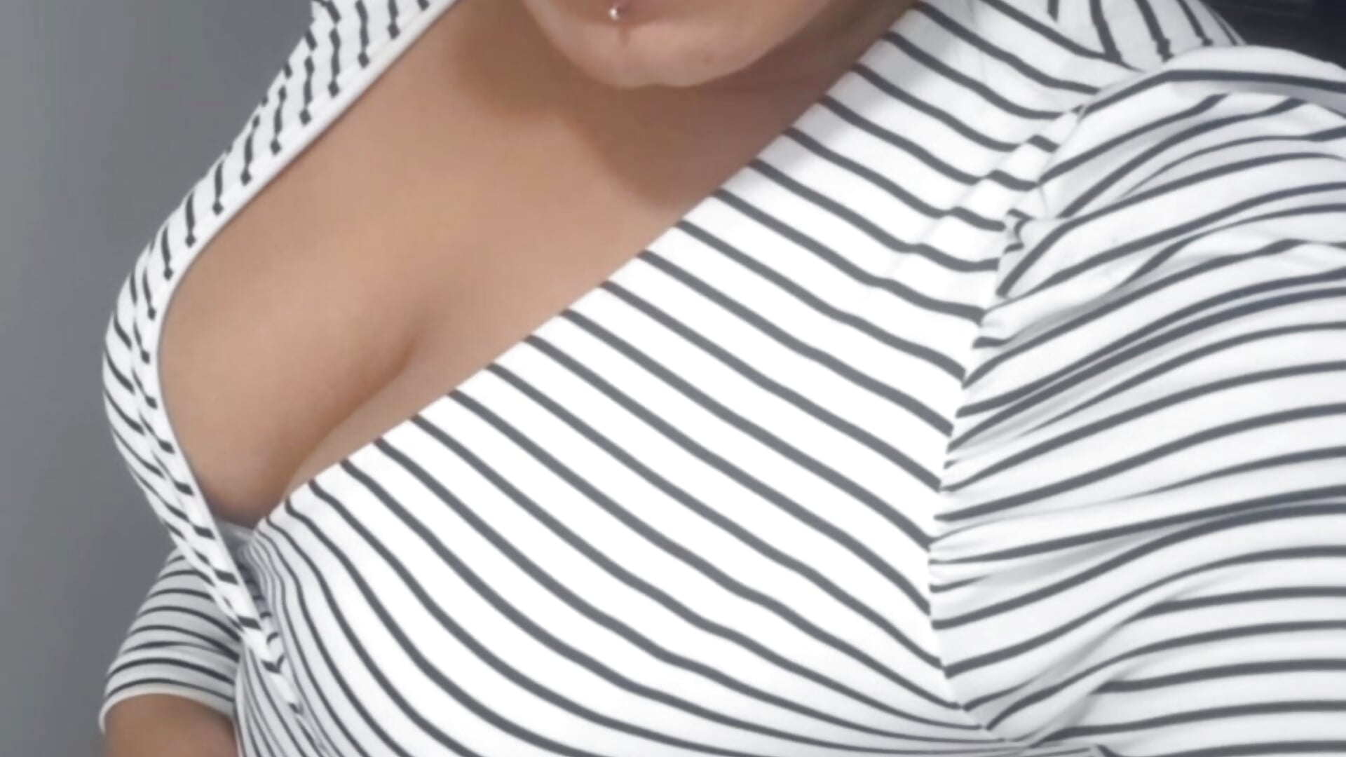 VID_20220616_130731_331 - video by kathefoxx cam model