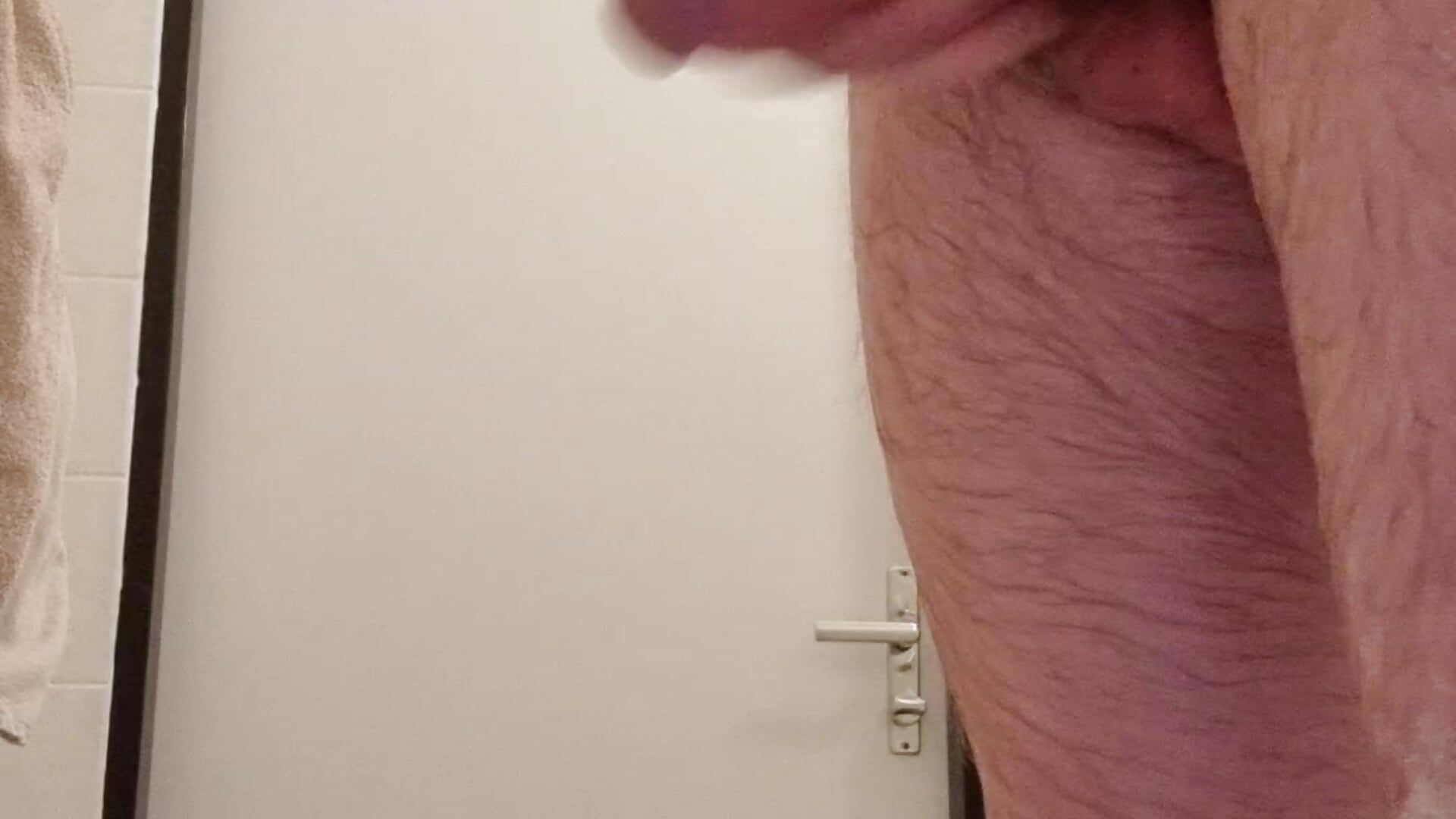 Schön den nassen schwanz rubbeln - video by BigJuicy18cm cam model