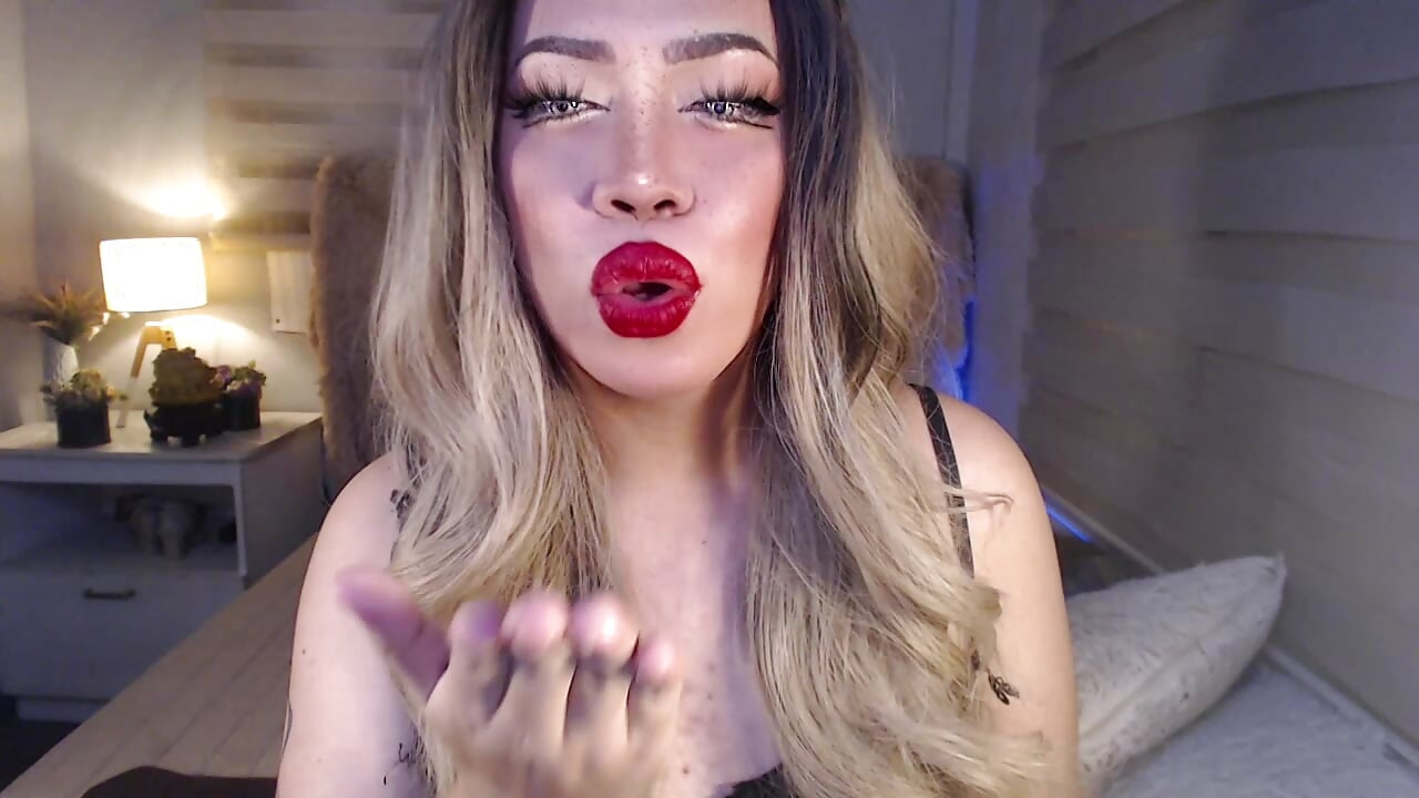 KISSES FOR YOU - video av RebecaNextToYou cam model