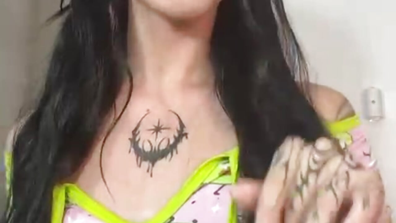 sexy dance - video by EnchantressFuckXxx cam model