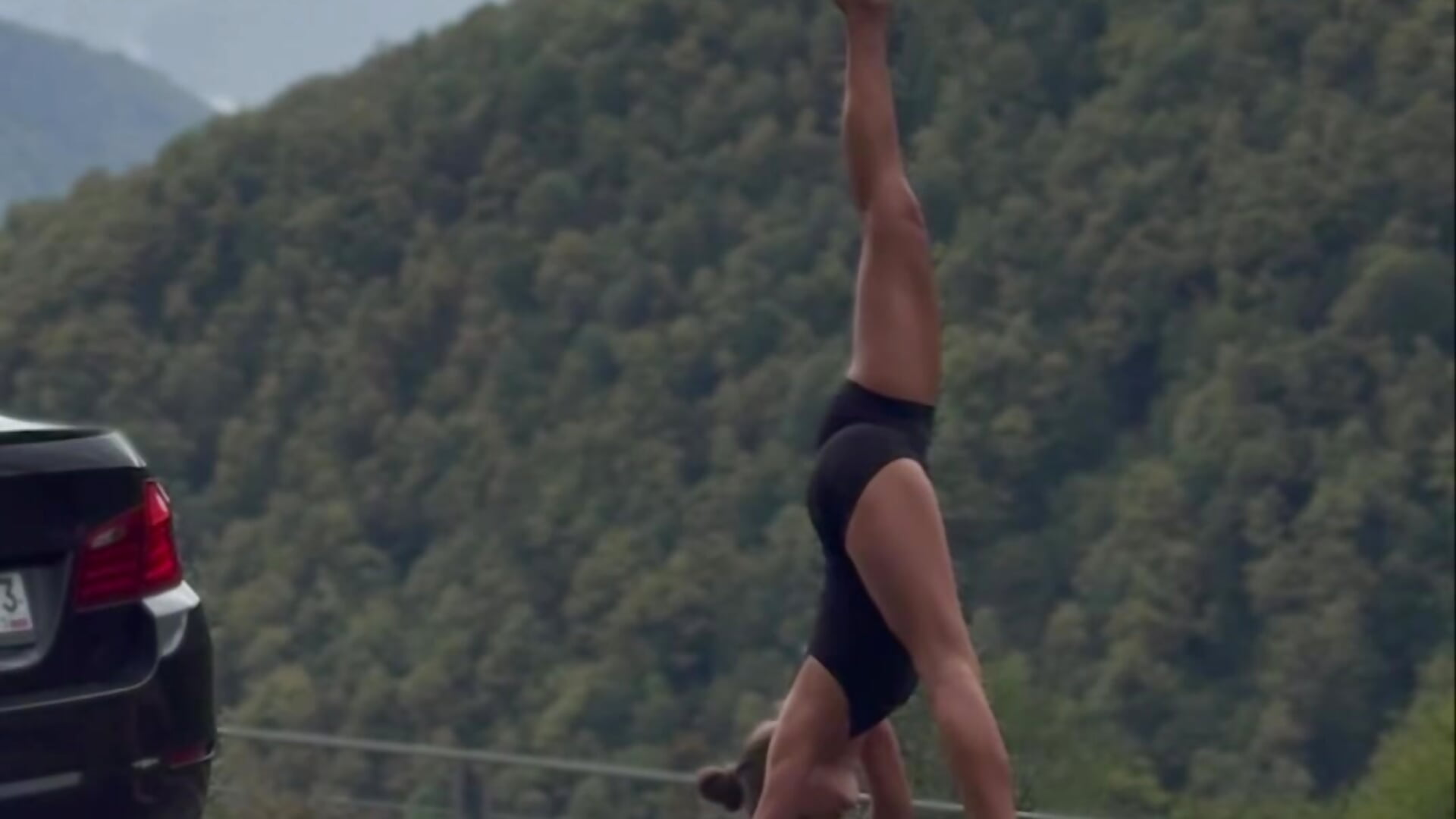 Sexy yoga in the mountains video coming soon - ElizSweet 캠 모델의 동영상