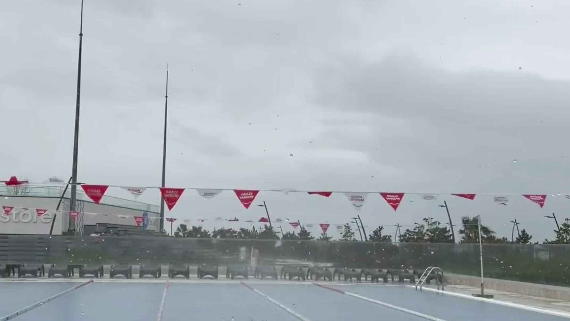 I'm diving - ক্যাম মডেল ElizSweet-এর ভিডিও