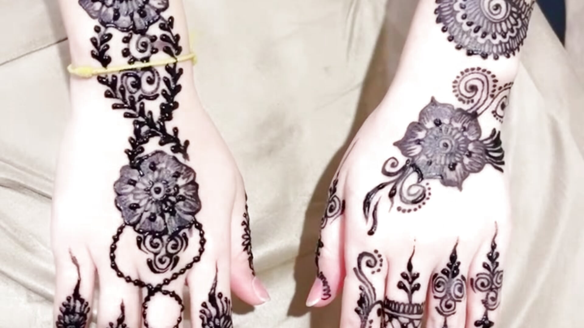 Henna - відео від вебкаммоделі TheGoldenGirl