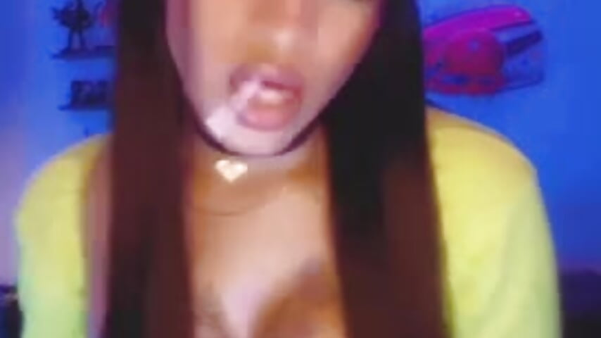 trim,72F3644C-8A20-45E7-B6EE-7A2A363377B0 - video by athena_samael69 cam model