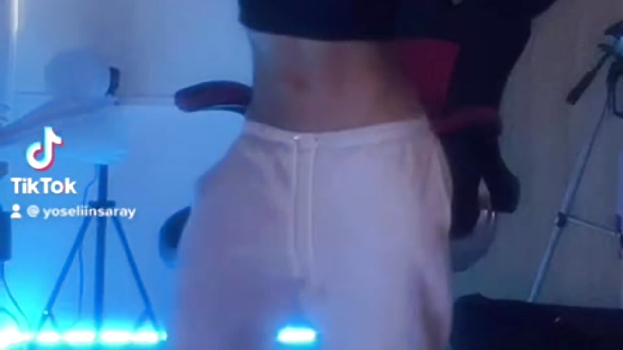 WhatsApp Video 2022-07-04 at 1,46,01 PM - video by athena_samael69 cam model