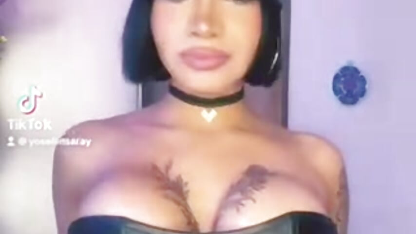 trim,4281030A-55AF-473B-B0EF-A70DA6F57FC3 - video by athena_samael69 cam model