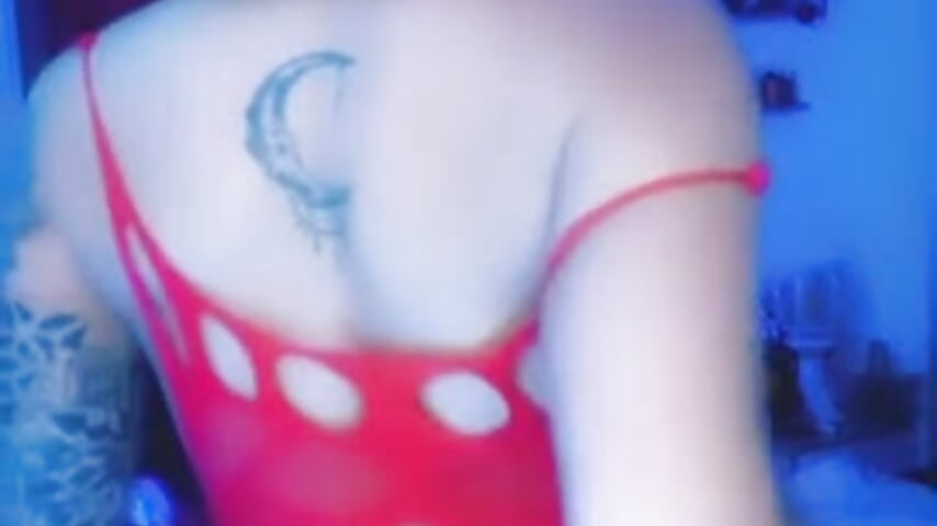 trim,539B4B0A-B5E0-4468-BB01-2DE2D27F6FC8 - video by athena_samael69 cam model