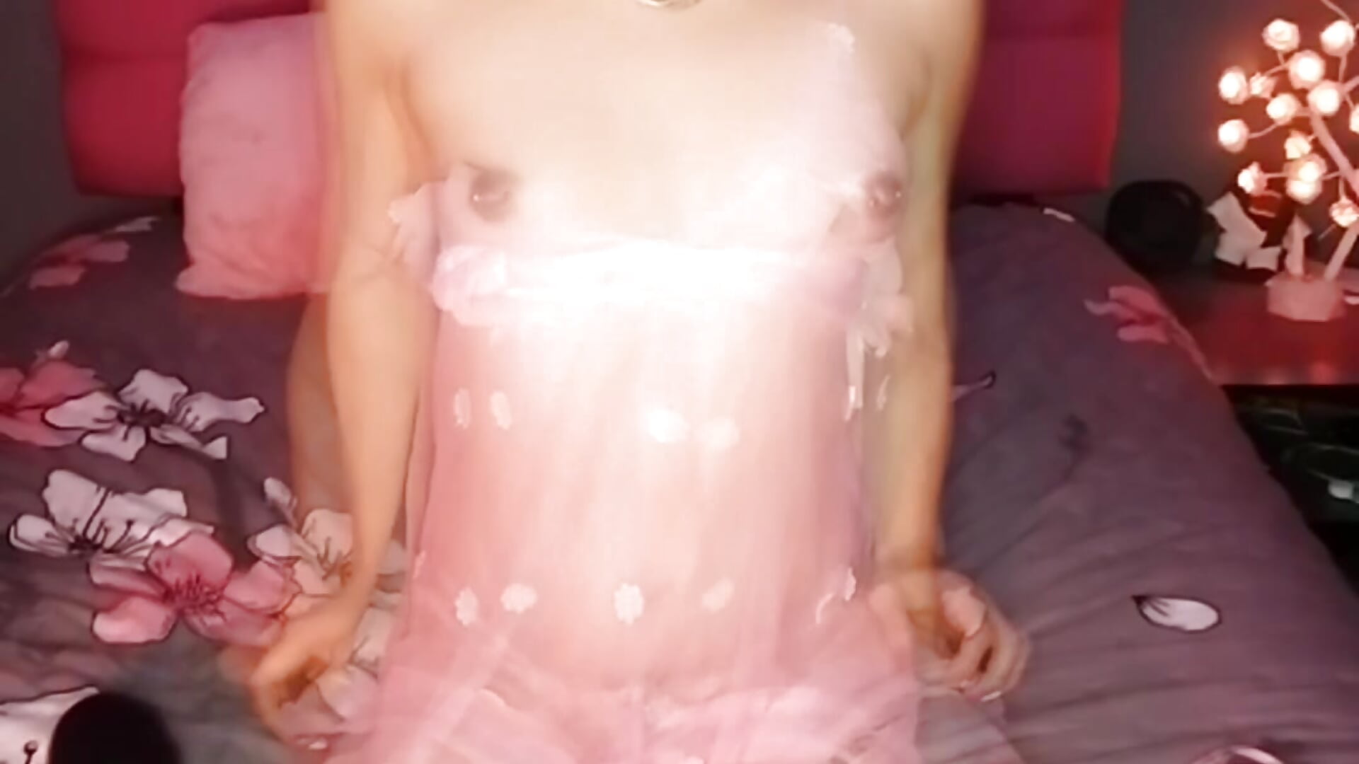 Playing with my new HONEY PLAY BOX toys - video by SissyHopeBoi cam model