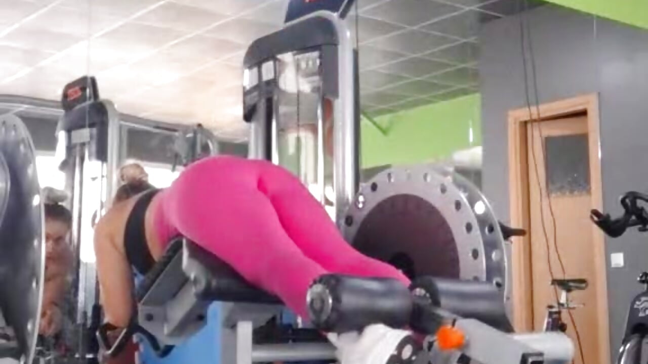 workout  gym - video by Annyfit4you cam model