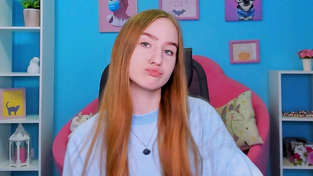 holly dolly :3 - video by DorothyGilbert cam model