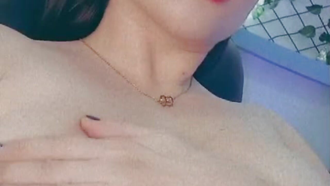 hi there, i wish you a big beautiful day, just like my boobs - video by JosieSkyess cam model