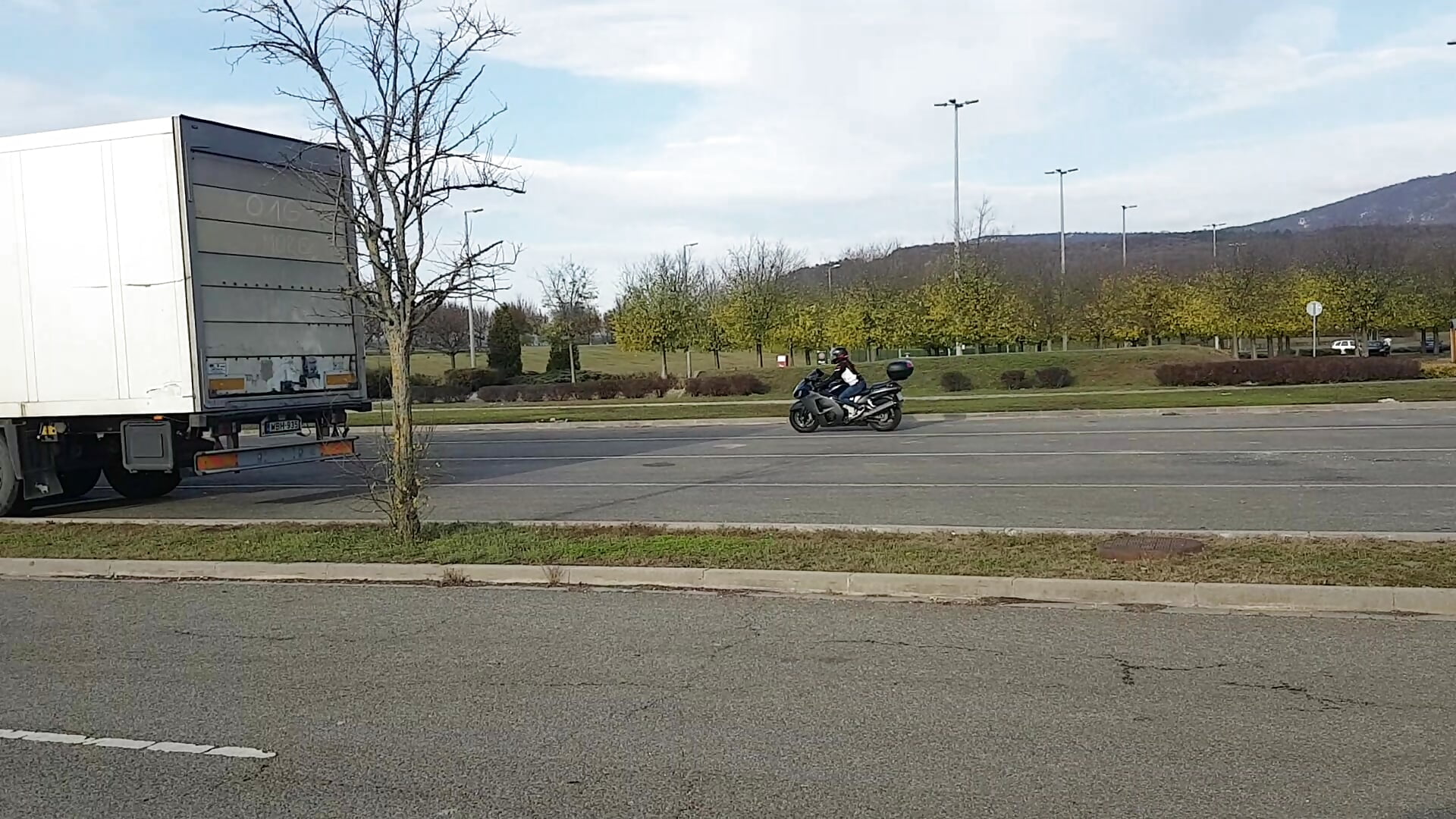 Hayabusa riding - video by strawberrycam cam model