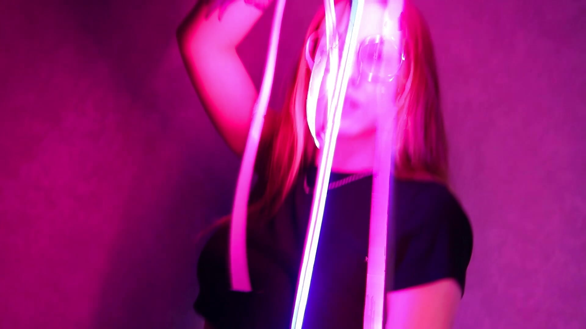 NEON - video by LeeSpunks cam model